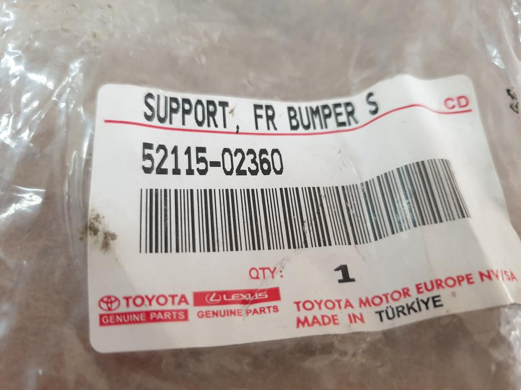 Toyota Corolla Quest Right Front Bumper Bracket