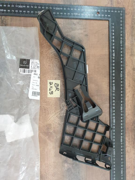 Mercedes-Benz CLA W117 Left Front Bumper Inner Bracket