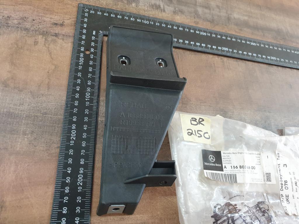Original New Mercedes-Benz GLE Coupe C292 Right Rear Inner Bumper Bracket