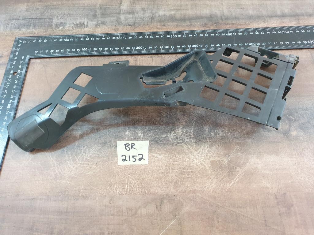 Mercedes-Benz CLA W117 Right Front Bumper Inner Bracket