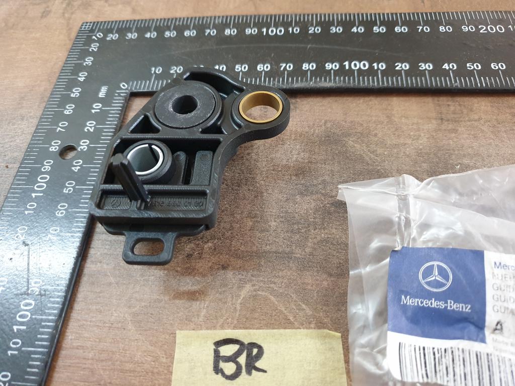 Mercedes-Benz CLA C216 Left Front Bumper Bracket