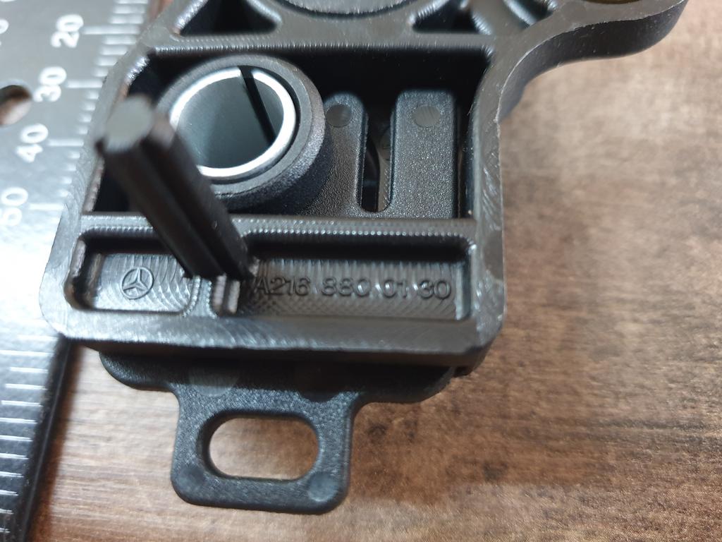 Mercedes-Benz CLA C216 Left Front Bumper Bracket