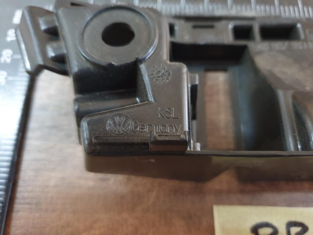 Volkswagen Tiguan Left Front Outer Bumper Bracket
