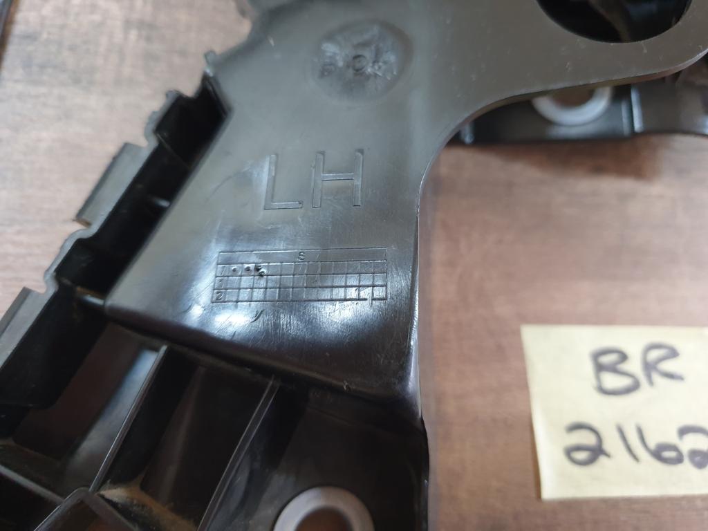 Volkswagen Polo Left Front Outer Bumper Bracket