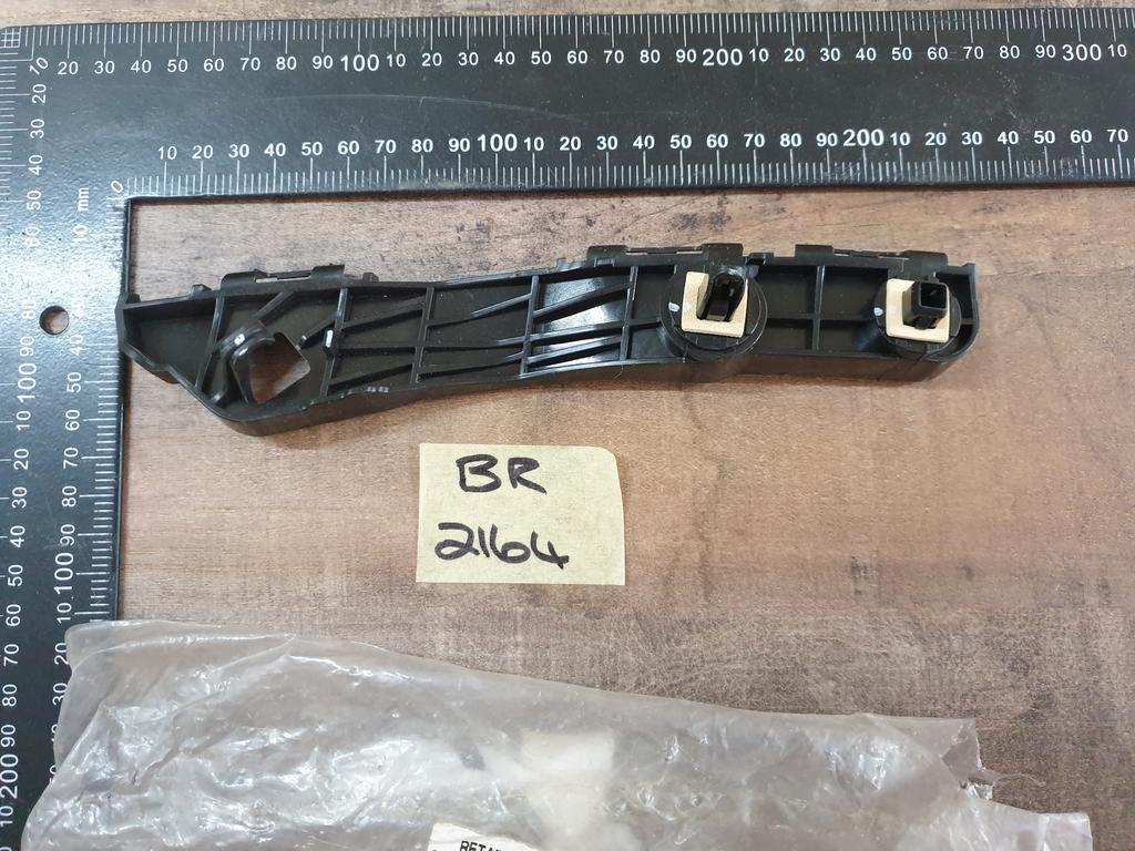 Toyota Etios Right Rear Upper Bumper Bracket