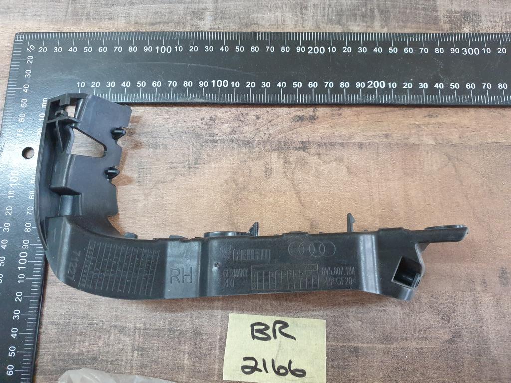 Audi A3 Right Front Bumper Bracket