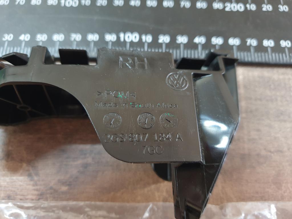 Volkswagen Polo Right Front Outer Bumper Bracket