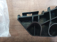 Toyota Land Cruiser 2009 Right Rear Bumper Bracket