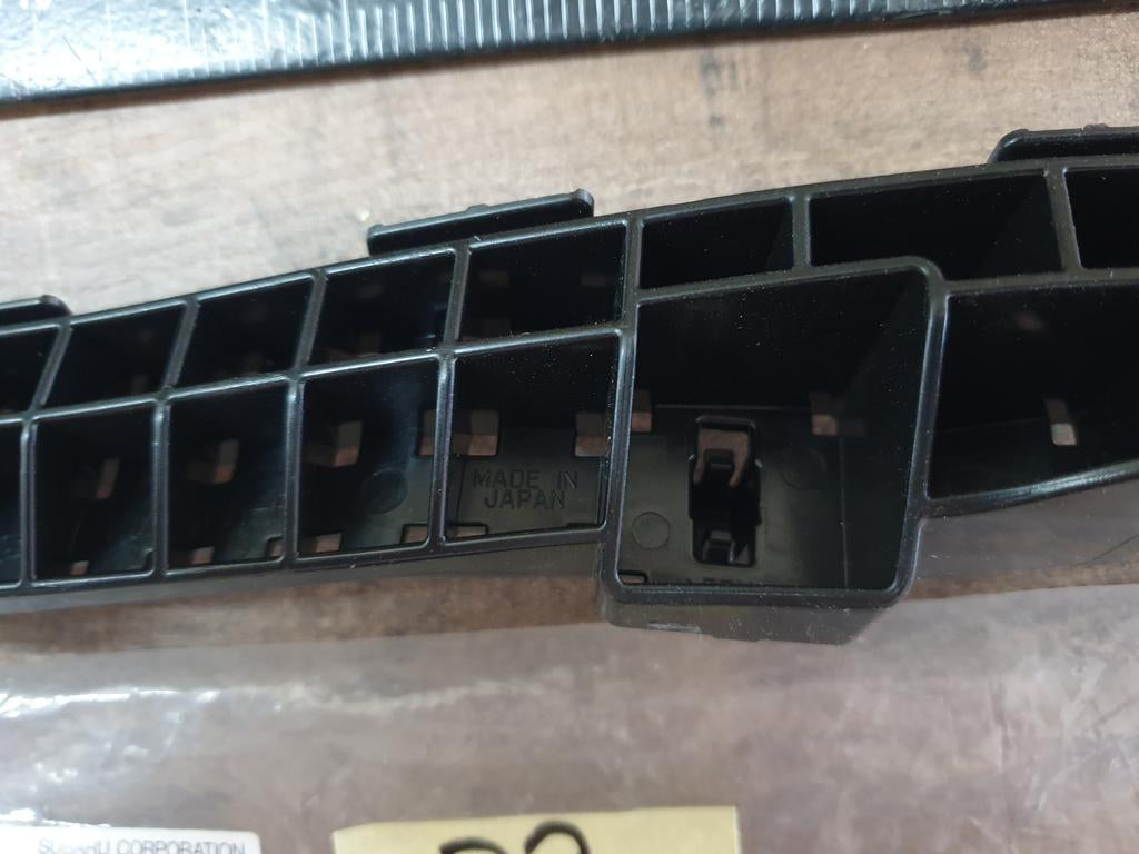 Original New Subaru Forester Left Front Bumper Inner Bracket