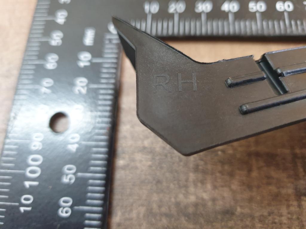 Hyundai Tucson Right Front Bumper Upper Corner Bracket