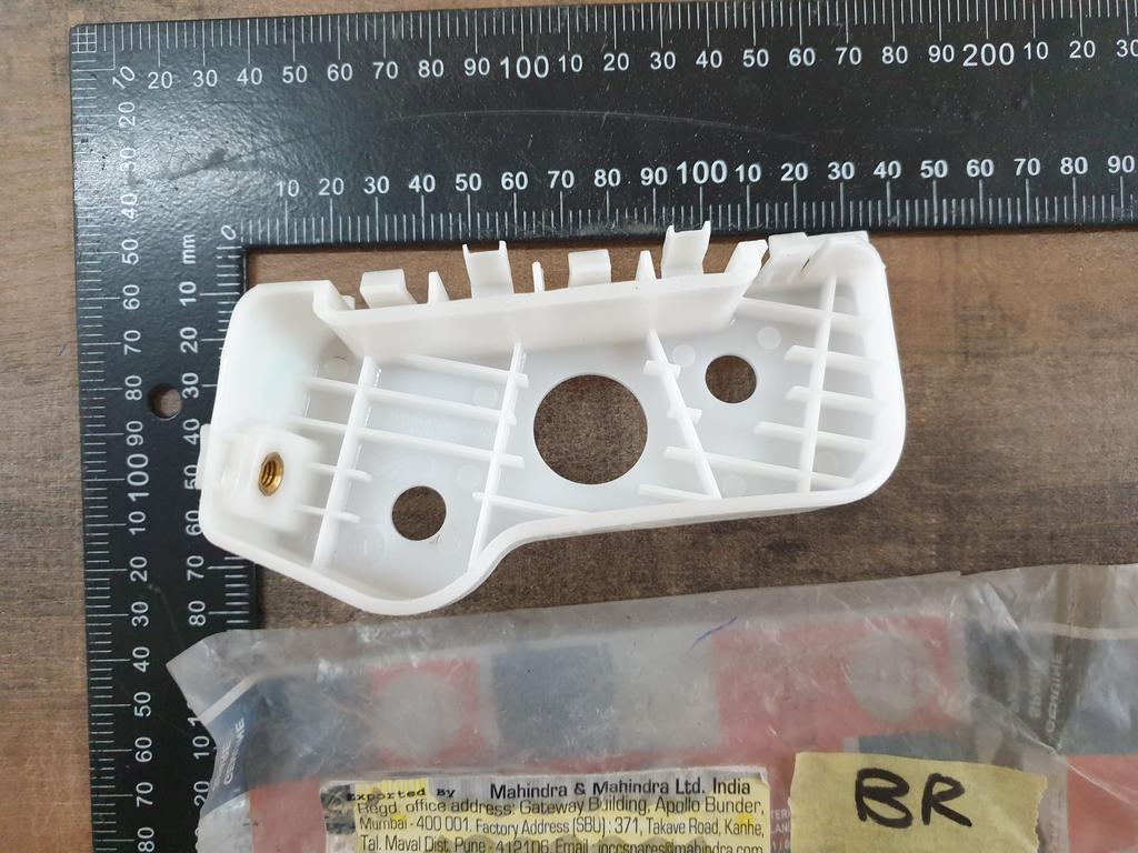 Original New Mahindra Pik Up Right Front Bumper Bracket