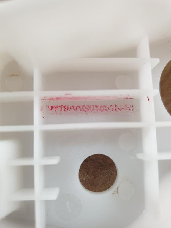 Original New Mahindra Pik Up Right Front Bumper Bracket