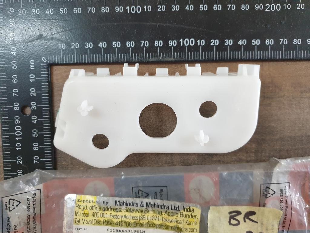 Original New Mahindra Pik Up Left Front Bumper Bracket