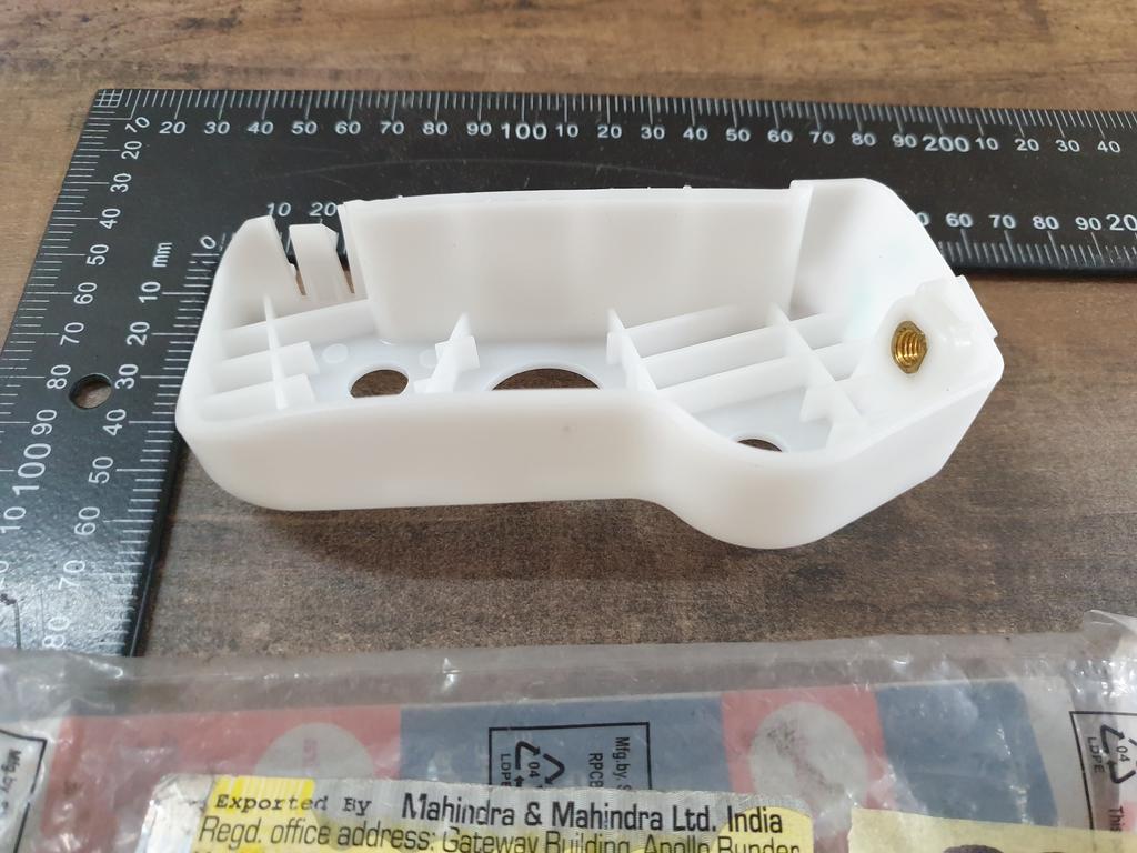 Original New Mahindra Pik Up Left Front Bumper Bracket