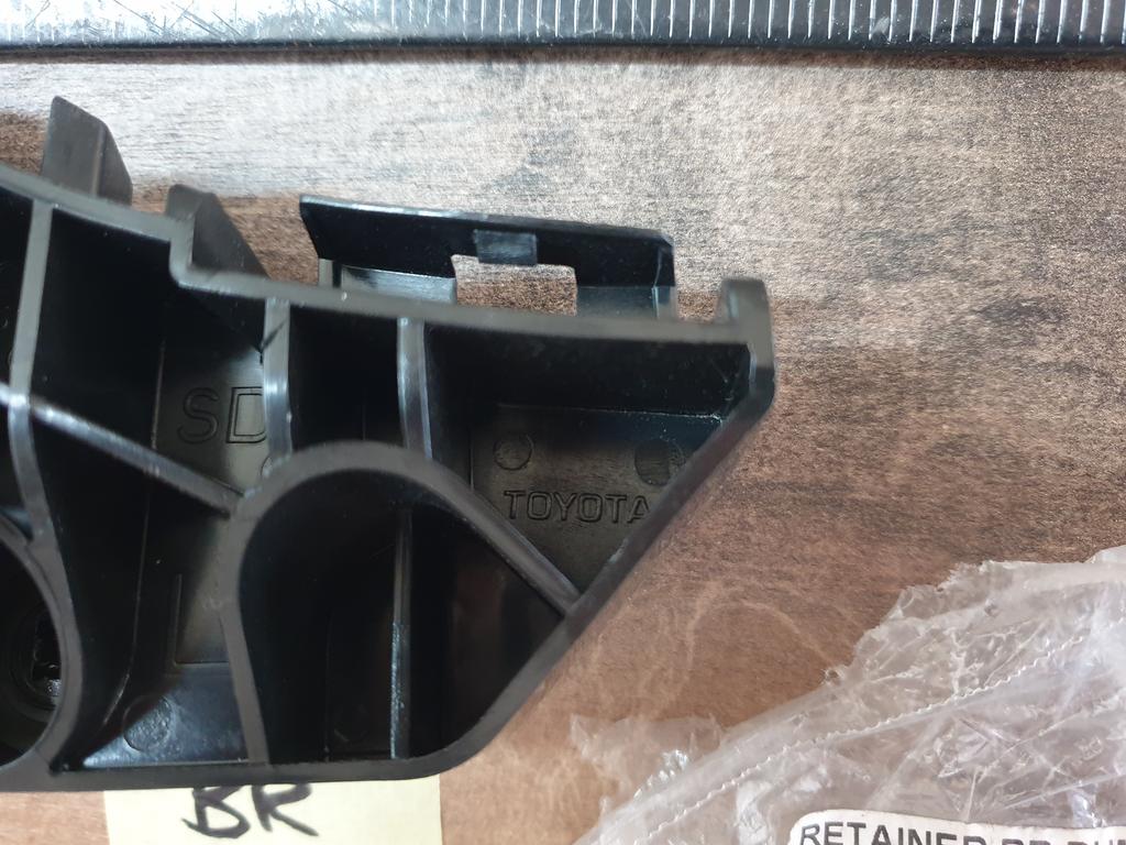 Original New Toyota Corolla Left Rear Bumper Bracket