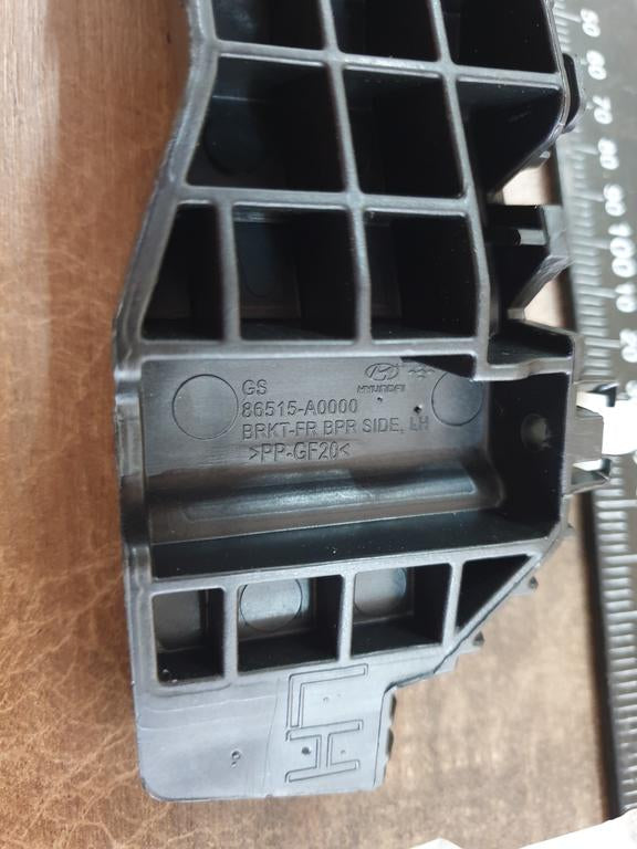 Original New Hyundai Creta Left Front Bumper Bracket