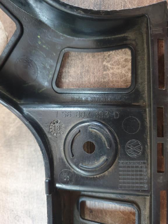 Volkswagen Up Left Rear Bumper Bracket