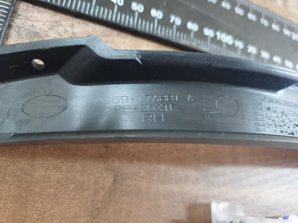 Ford Figo Right Front Bumper Bracket