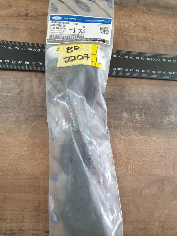 Ford Figo Right Rear Bumper Bracket