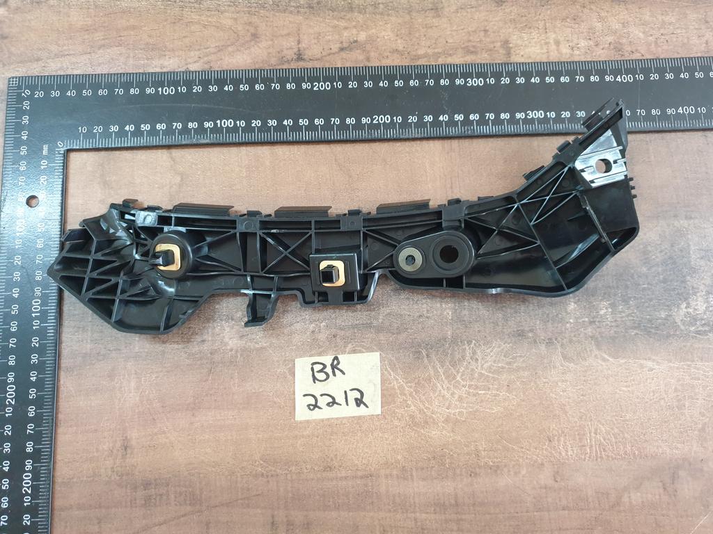 Original New Mazda 2 Left Rear Bumper Bracket