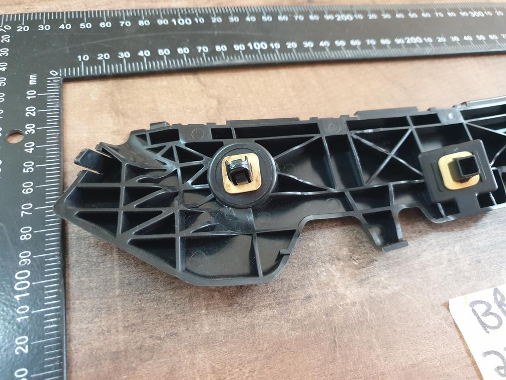 Original New Mazda 2 Left Rear Bumper Bracket