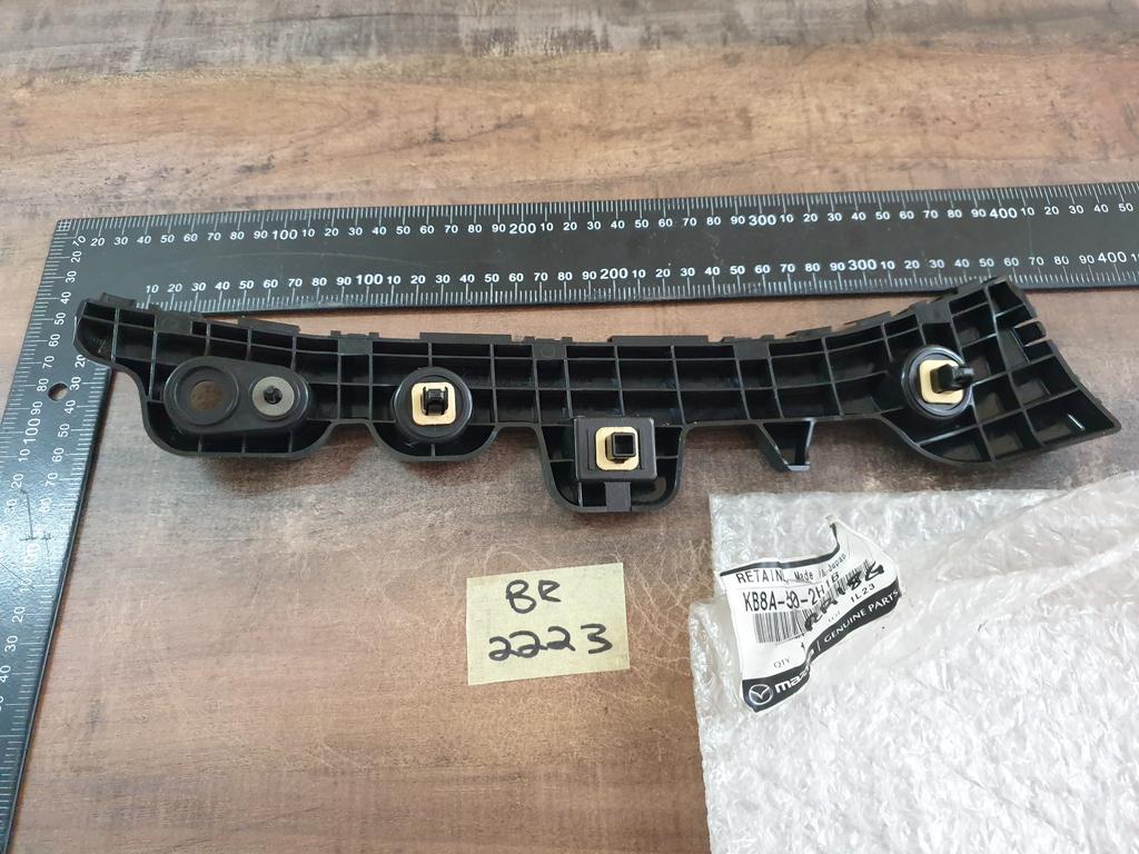 Original New Mazda CX-5 Right Rear Bumper Bracket
