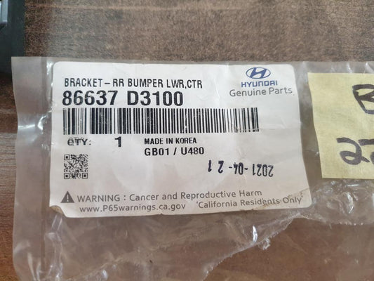 Original New Hyundai Tucson Rear Bumper Lower Centre Bracket