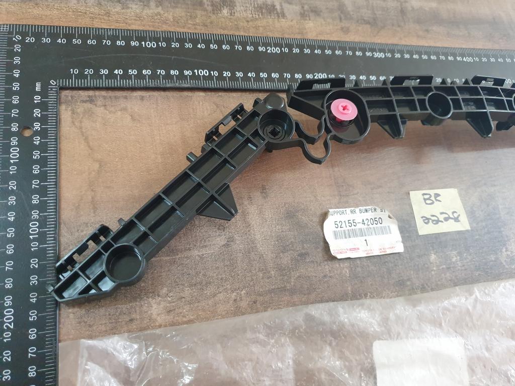 Original New Toyota Rav4 Right Rear Bumper Bracket