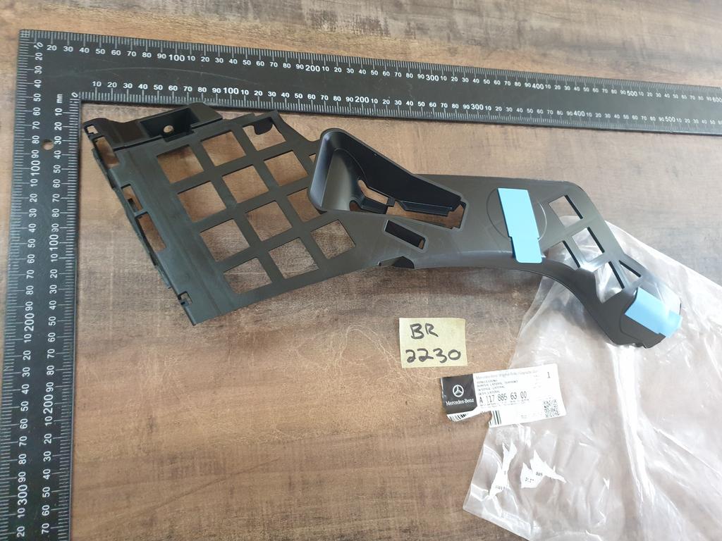 Original New Mercedes-Benz CLA W117 Left Front Bumper Bracket