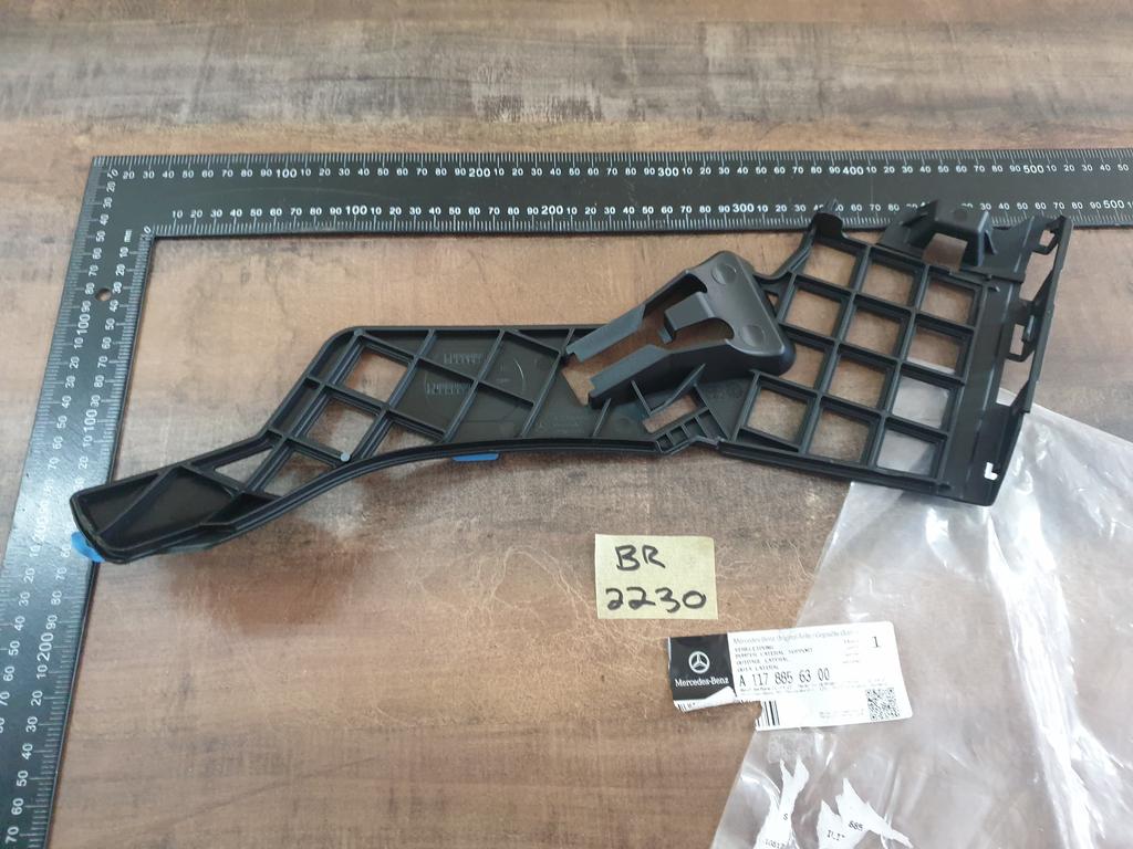 Original New Mercedes-Benz CLA W117 Left Front Bumper Bracket