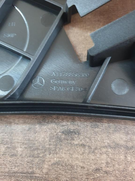 Original New Mercedes-Benz CLA W117 Left Front Bumper Bracket