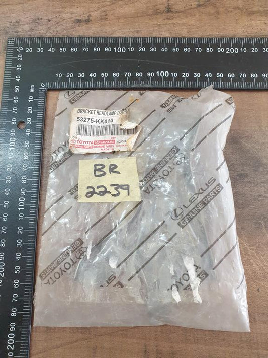 Original New Toyota Fortuner Hilux Right Inner Headlight Bracket