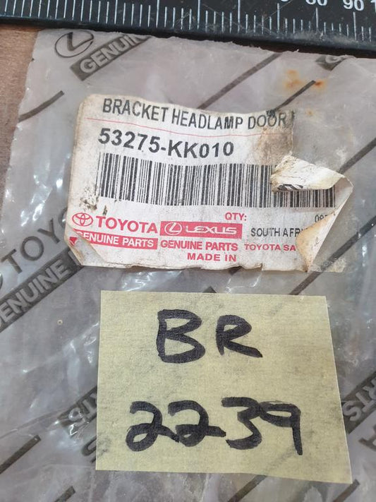 Original New Toyota Fortuner Hilux Right Inner Headlight Bracket