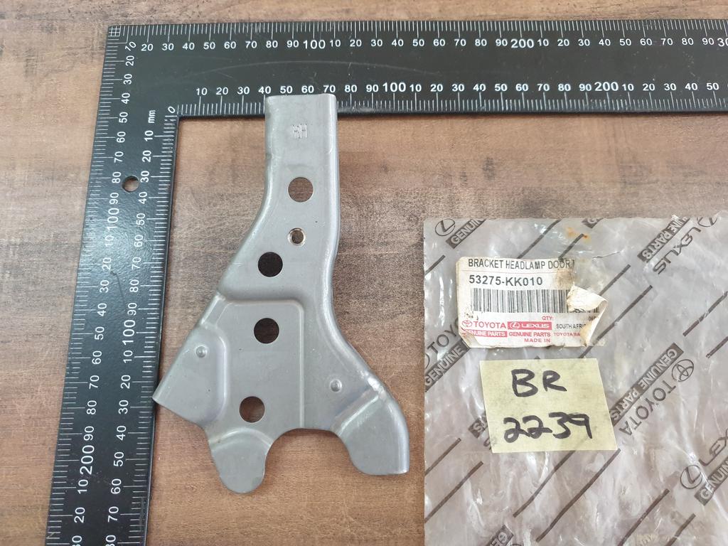 Original New Toyota Fortuner Hilux Right Inner Headlight Bracket