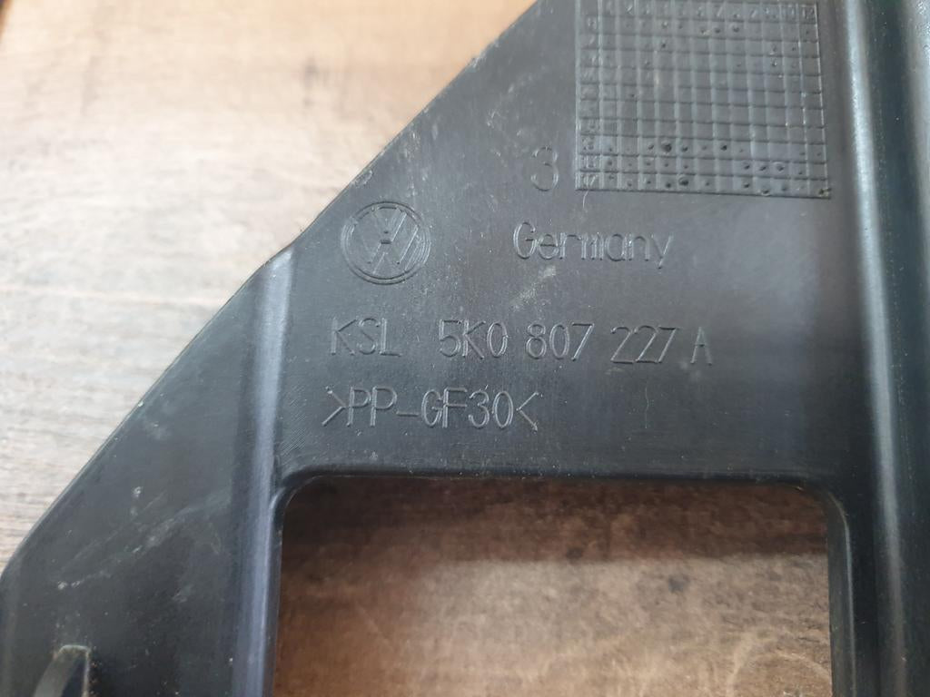 Volkswagen Golf 6 VI Left Front Bumper Bracket