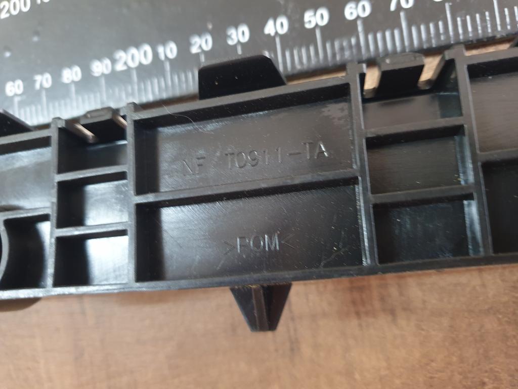 Original New Mitsubishi Pajero Sport Right Rear Bumper Bracket