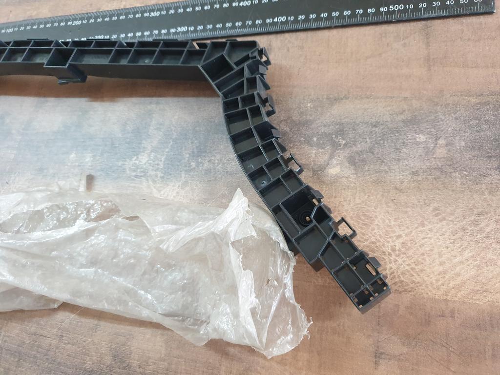 Original New Honda CR-V Left Rear Bumper Bracket