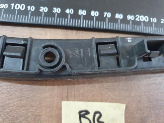 Original New Jeep Renegade Right Front Bumper Bracket