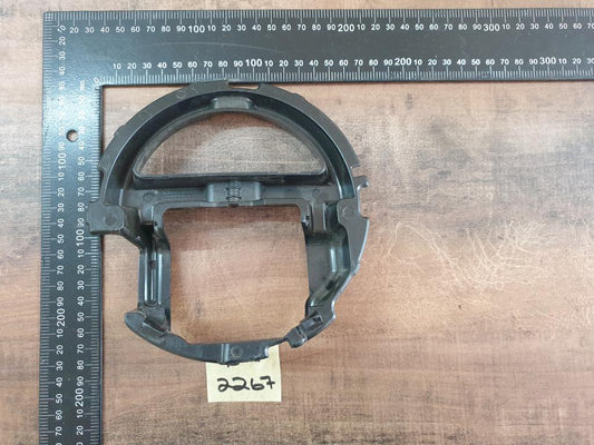 Original New Mercedes-Benz C-Class W205 Radiator Grille Badge Bracket