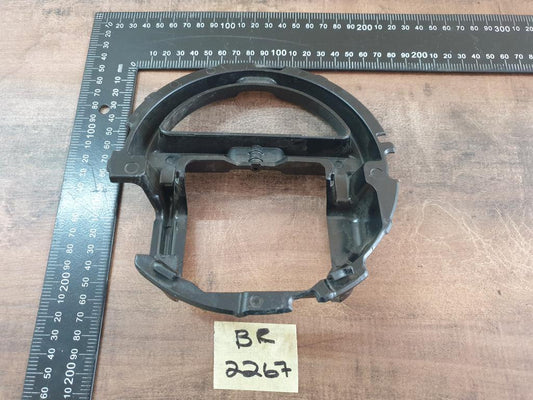 Original New Mercedes-Benz C-Class W205 Radiator Grille Badge Bracket