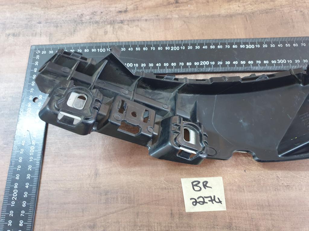 Original New Mercedes-Benz C-Class W205 Left Rear Bumper Bracket