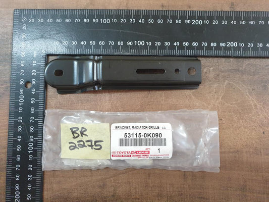 Original New Toyota Hilux Fortuner Radiator Grille Bracket