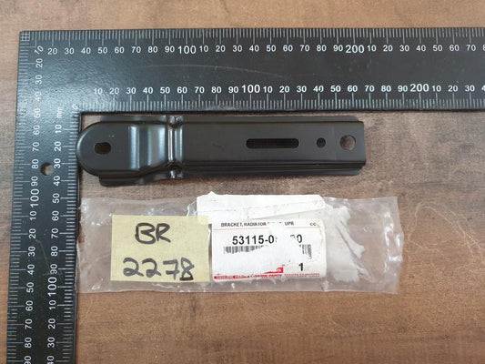 Original New Toyota Hilux Fortuner Radiator Grille Bracket