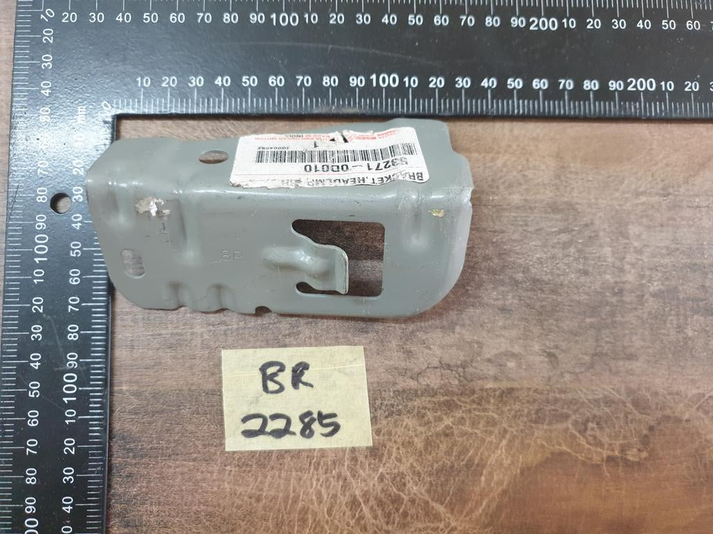 Original New Toyota Etios Cross Right Front Headlight Bracket