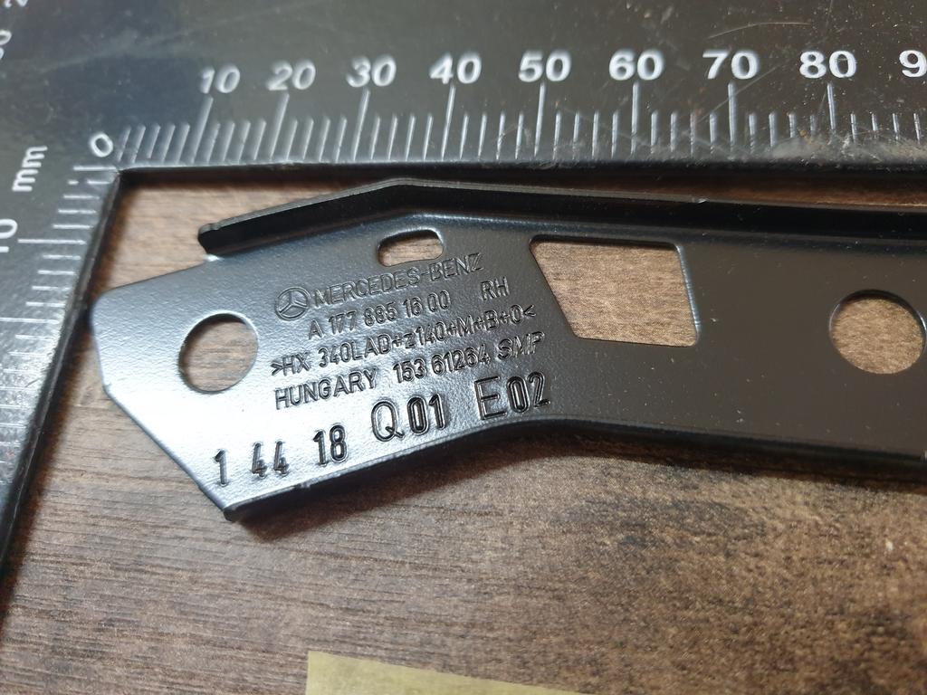Original New Mercedes-Benz A-Class W176 Right Front Bumper Bracket