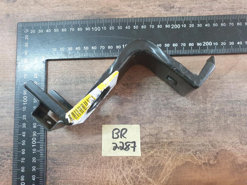 Original New Nissan Navara Right Front Bumper Upper Bracket