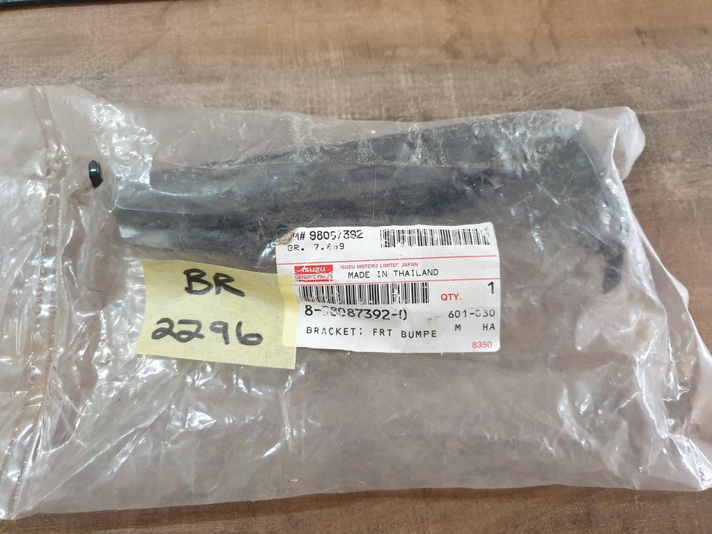 Original New Isuzu D-Max Front Bumper Bracket