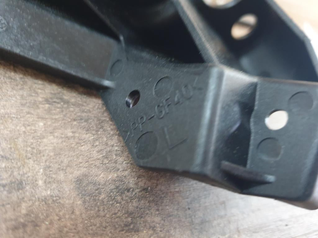 Original New Toyota Aygo Left Headlight Bracket