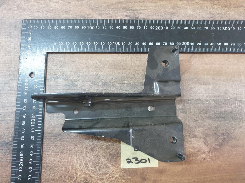 Original New Ford Everest Left Front Bumper Inner Bracket
