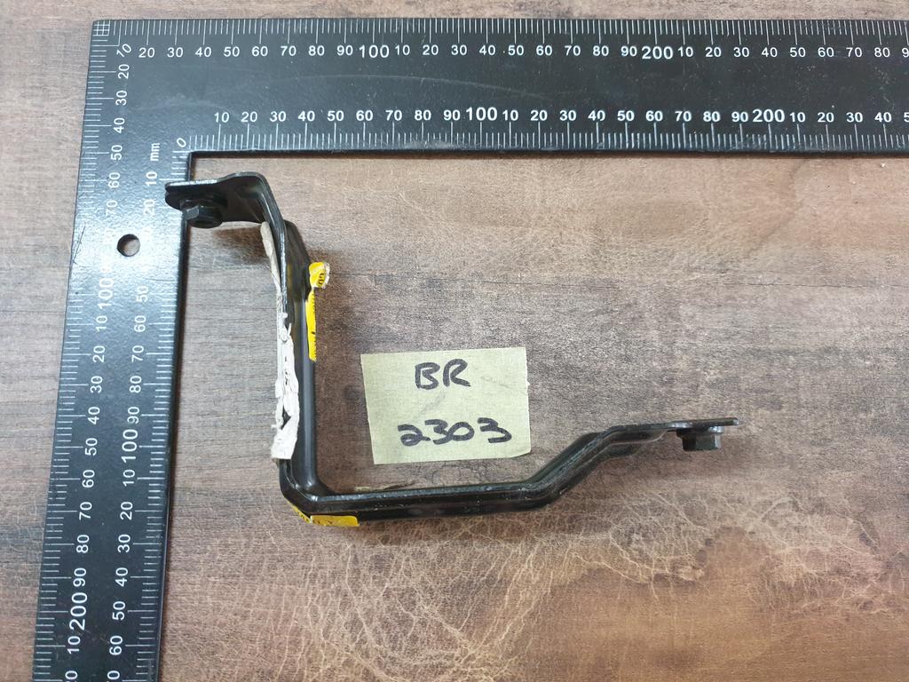 Original New Ford Ranger Right Front Fender Bracket